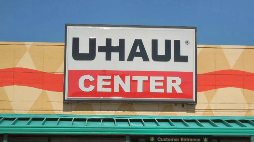 Uhaul Center Cabinet Signage for Jacksonville Businesses